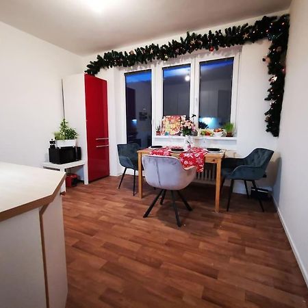 Cely Apartman Podlesi 54M2 S Dvema Balkony A S Novou Manzelskou Posteli, Zatim Neni Na Fotkach Διαμέρισμα Μπρνο Εξωτερικό φωτογραφία